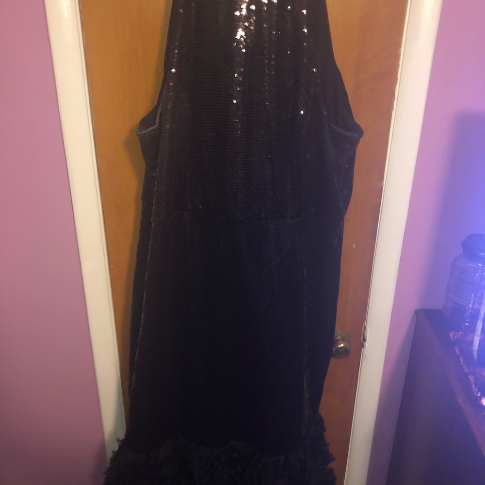 Prom Dress - Picture 2 of 4